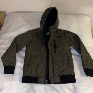 The North Face boys jacket Large 14/16 Olive Green